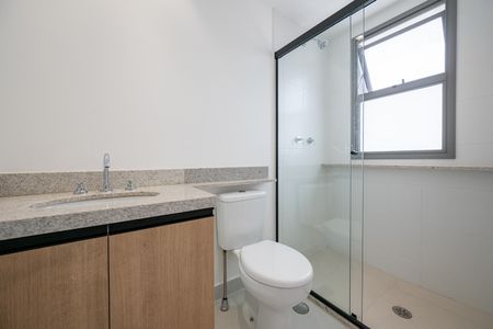 Apartamento para alugar com 85m², 2 quartos e 1 vaga Apartamento para alugar com 85m², 2 quartos e 1 vagaBanheiro da Suíte 2