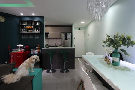 Apartamento à venda com 65m², 2 quartos e 1 vagaSala