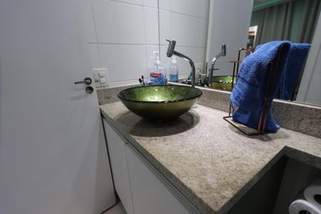 Apartamento à venda com 65m², 2 quartos e 1 vagaBanheiro