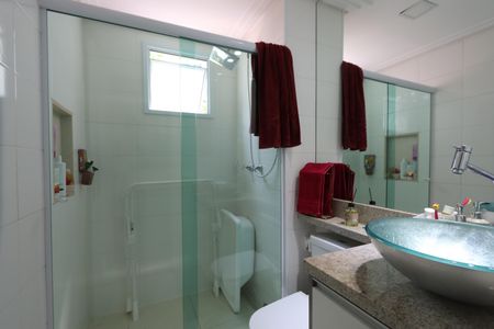 Apartamento à venda com 65m², 2 quartos e 1 vagaBanheiro da Suíte