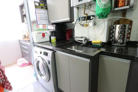 Apartamento à venda com 65m², 2 quartos e 1 vagaÁrea de Serviço