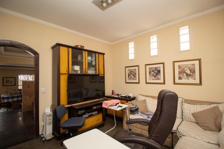 Casa à venda com 250m², 3 quartos e 5 vagasSala de TV