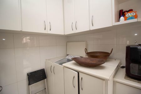 Casa à venda com 250m², 3 quartos e 5 vagasÁrea de Serviço