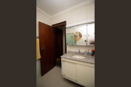 Casa à venda com 250m², 3 quartos e 5 vagasBanheiro Social