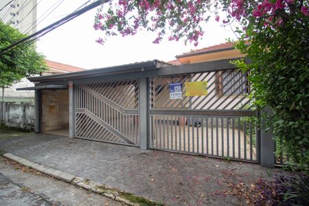 Casa à venda com 250m², 3 quartos e 5 vagasFachada