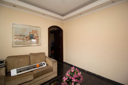 Casa à venda com 250m², 3 quartos e 5 vagasSala 