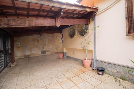 Casa à venda com 250m², 3 quartos e 5 vagasGaragem