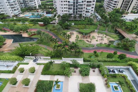 Apartamento à venda com 77m², 2 quartos e 1 vagaSala - Varanda