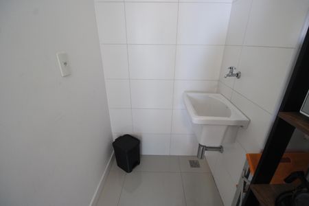 Apartamento à venda com 77m², 2 quartos e 1 vagaÁrea de serviço