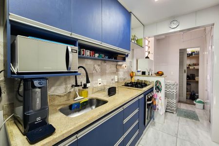 Apartamento à venda com 55m², 2 quartos e 1 vagaCozinha 