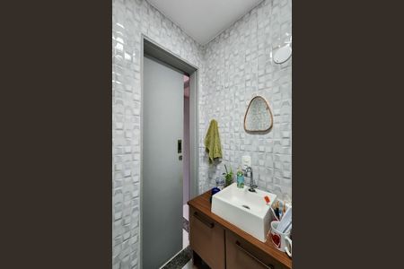 Apartamento à venda com 55m², 2 quartos e 1 vagaBanheiro 