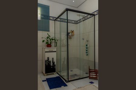 Casa para alugar com 110m², 2 quartos e 3 vagas Casa para alugar com 110m², 2 quartos e 3 vagasBanheiro Social