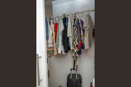 Casa para alugar com 110m², 2 quartos e 3 vagasDetalhe Quarto 2-Closet