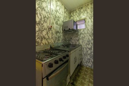 Cozinha  de kitnet/studio para alugar com 1 quarto, 16m² em Vila Aricanduva, São Paulo