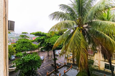 Sala vista  de apartamento à venda com 2 quartos, 60m² em Tomás Coelho, Rio de Janeiro