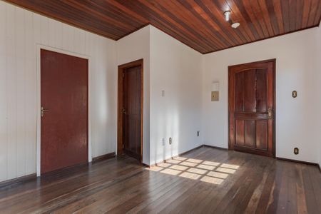 Sala de casa para alugar com 3 quartos, 130m² em Navegantes, Porto Alegre