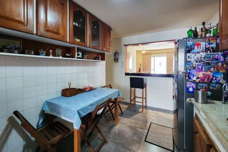 Apartamento para alugar com 123m², 3 quartos e 2 vagas Apartamento para alugar com 123m², 3 quartos e 2 vagasCozinha