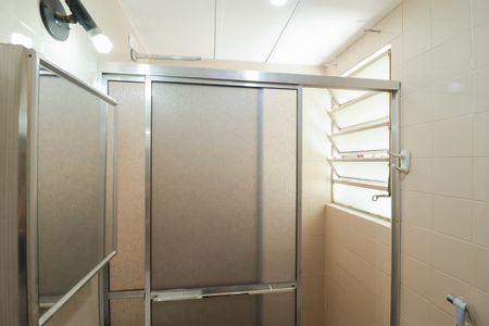 Apartamento à venda com 50m², 2 quartos e sem vaga Apartamento à venda com 50m², 2 quartos e sem vagaBanheiro