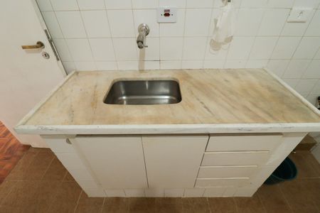 Apartamento à venda com 50m², 2 quartos e sem vaga Apartamento à venda com 50m², 2 quartos e sem vagaCozinha e Área de Serviço