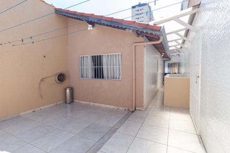 Casa à venda com 115m², 2 quartos e 2 vagasQuintal