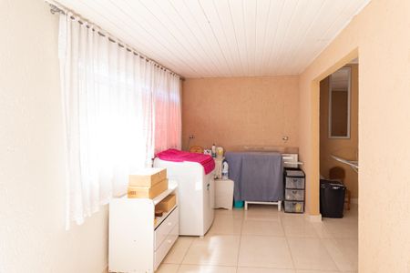 Casa à venda com 115m², 2 quartos e 2 vagasÁrea de serviço