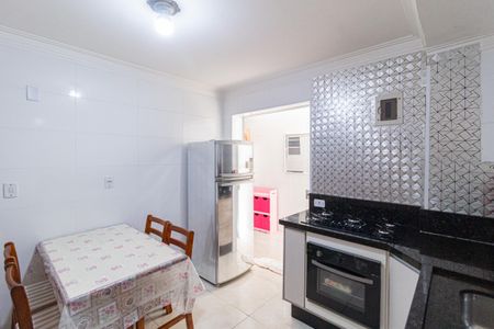 Casa à venda com 115m², 2 quartos e 2 vagasCozinha