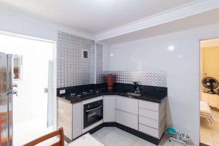 Cozinha de casa à venda com 2 quartos, 115m² em Jardim Roberto, Osasco