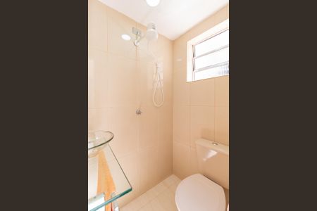 Casa à venda com 115m², 2 quartos e 2 vagasBanheiro de serviço