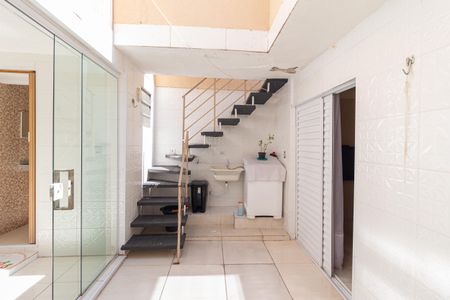 Casa à venda com 115m², 2 quartos e 2 vagasÁrea de serviço