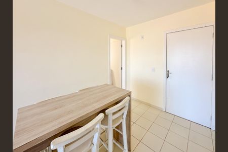 Sala de Jantar de apartamento para alugar com 2 quartos, 56m² em Serraria, São José