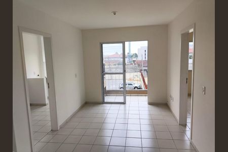 Sala de apartamento para alugar com 2 quartos, 56m² em Serraria, São José