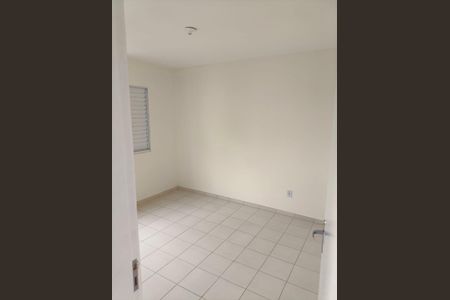 Quarto de apartamento para alugar com 2 quartos, 56m² em Serraria, São José