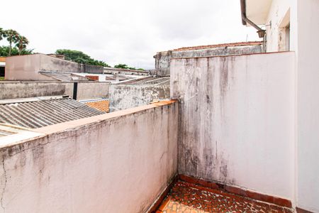 Casa à venda com 90m², 3 quartos e sem vaga Casa à venda com 90m², 3 quartos e sem vagaVaranda