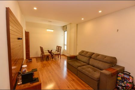 Sala de apartamento para alugar com 2 quartos, 89m² em Tijuca, Rio de Janeiro