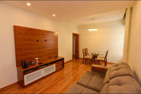 Sala de apartamento para alugar com 2 quartos, 89m² em Tijuca, Rio de Janeiro