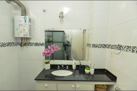 Apartamento para alugar com 89m², 2 quartos e 1 vaga Apartamento para alugar com 89m², 2 quartos e 1 vagaBanheiro
