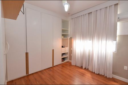 Quarto 1 de apartamento para alugar com 2 quartos, 89m² em Tijuca, Rio de Janeiro