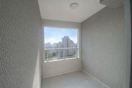Apartamento à venda com 33m², 2 quartos e sem vaga Apartamento à venda com 33m², 2 quartos e sem vagaVaranda