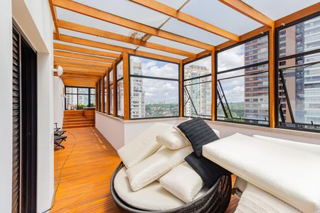 Apartamento à venda com 600m², 6 quartos e 7 vagasTerraço