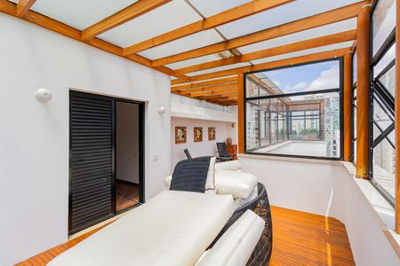 Apartamento à venda com 600m², 6 quartos e 7 vagasTerraço