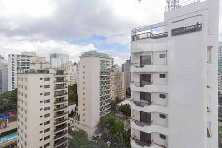 Apartamento à venda com 600m², 6 quartos e 7 vagasVista da Suíte 1