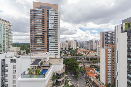 Apartamento à venda com 600m², 6 quartos e 7 vagasVista da Sala 2