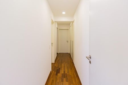 Apartamento à venda com 600m², 6 quartos e 7 vagasCorredor