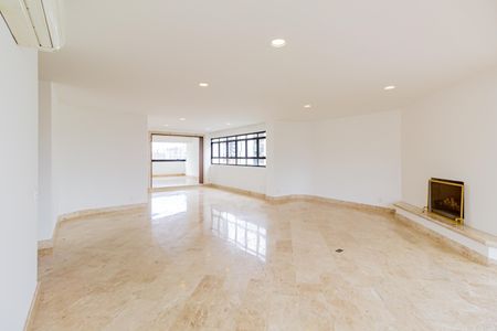 Apartamento à venda com 600m², 6 quartos e 7 vagasSala