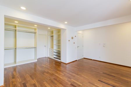 Apartamento à venda com 600m², 6 quartos e 7 vagasSuíte 1