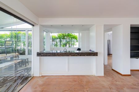 Apartamento à venda com 600m², 6 quartos e 7 vagasSala 3