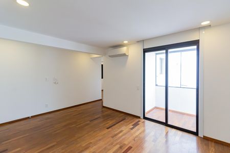 Apartamento à venda com 600m², 6 quartos e 7 vagasSuíte 1
