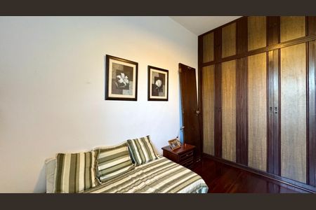 Apartamento à venda com 113m², 2 quartos e 1 vagaQuarto