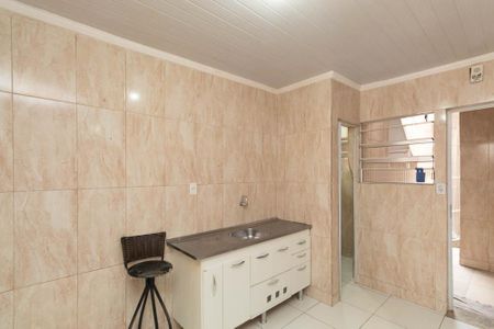 Cozinha  de casa para alugar com 1 quarto, 40m² em Vila Mazzei, São Paulo