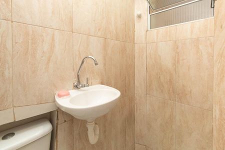 Casa para alugar com 40m², 1 quarto e sem vagaBanheiro 